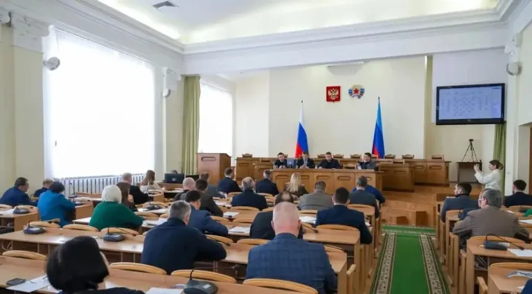 Бюджет ЛНР на 2026 год увеличат по доходам до 197,5 млрд рублей